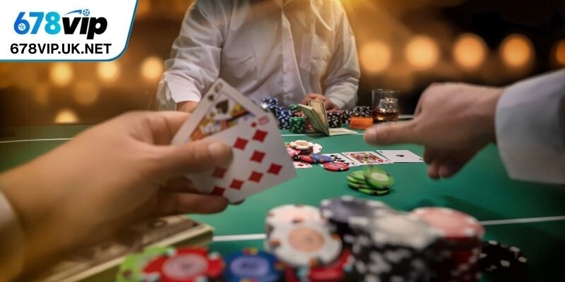 Tiến lên siêu hấp dẫn khi tham gia online